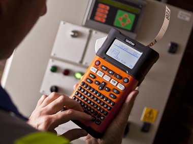 Brother P-touch E300 pisač naljepnica